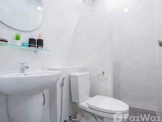 For sale 5 bedrooms townhouse in Hat Yai, Songkhla