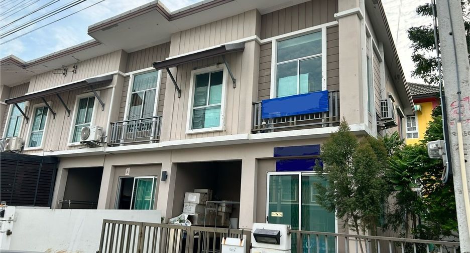 For sale 4 bedrooms townhouse in Thanyaburi, Pathum Thani