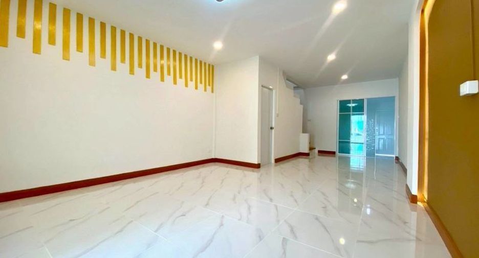 For sale 3 bedrooms townhouse in Bang Bua Thong, Nonthaburi