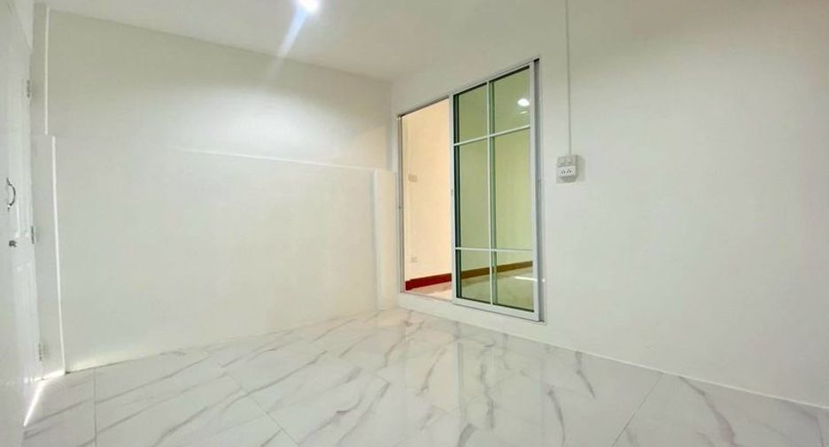 For sale 3 bedrooms townhouse in Bang Bua Thong, Nonthaburi