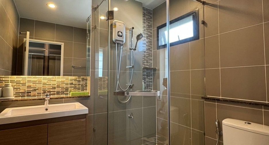 For sale 4 bedrooms house in Pak Kret, Nonthaburi