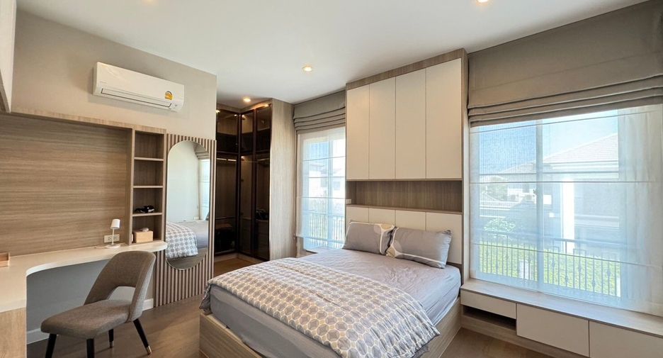 For sale 4 bedrooms house in Pak Kret, Nonthaburi