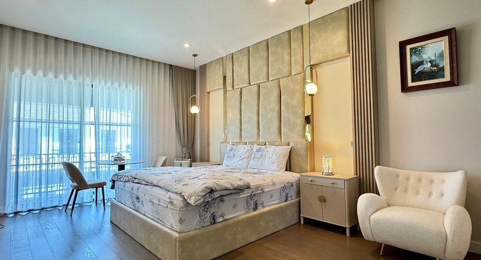 For sale 4 bedrooms house in Pak Kret, Nonthaburi