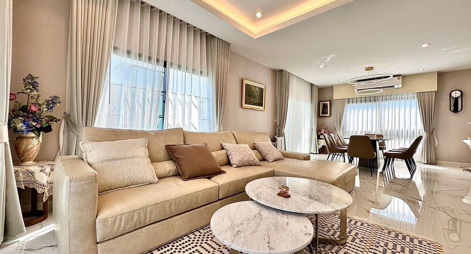 For sale 4 bedrooms house in Pak Kret, Nonthaburi
