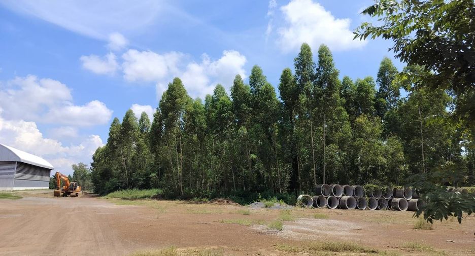 For sale land in Si Maha Phot, Prachin Buri