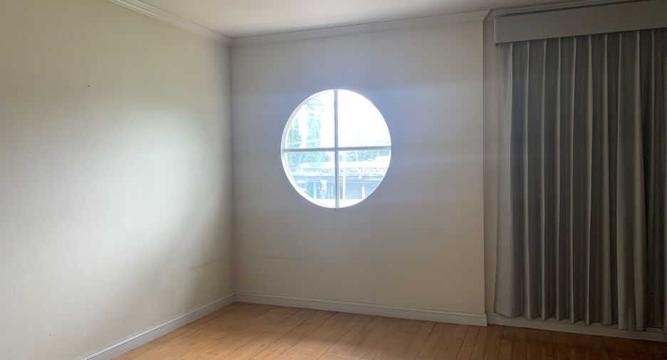 For sale 4 ベッドルーム house in Thanyaburi, Pathum Thani