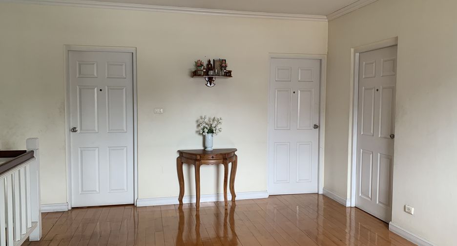 For sale 4 ベッドルーム house in Thanyaburi, Pathum Thani