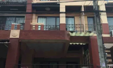 出售 3 卧室 联排别墅 在 Bang Bua Thong, Nonthaburi