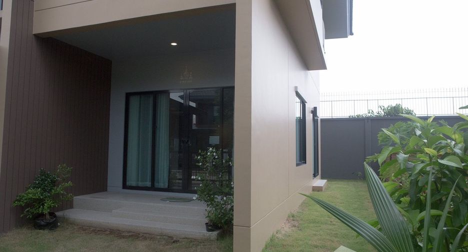 Продажа 4 спальни дом в Mueang Pathum Thani, Патумтани