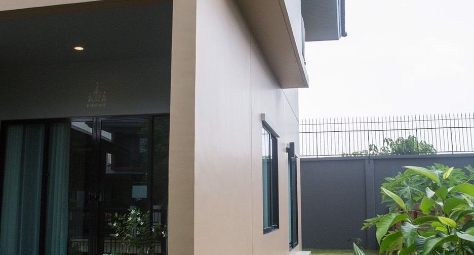 Продажа 4 спальни дом в Mueang Pathum Thani, Патумтани