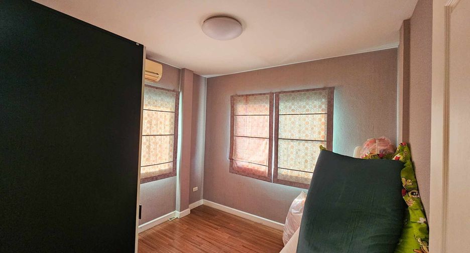 À vendre 4 chambres maison à Bang Bua Thong, Nonthaburi