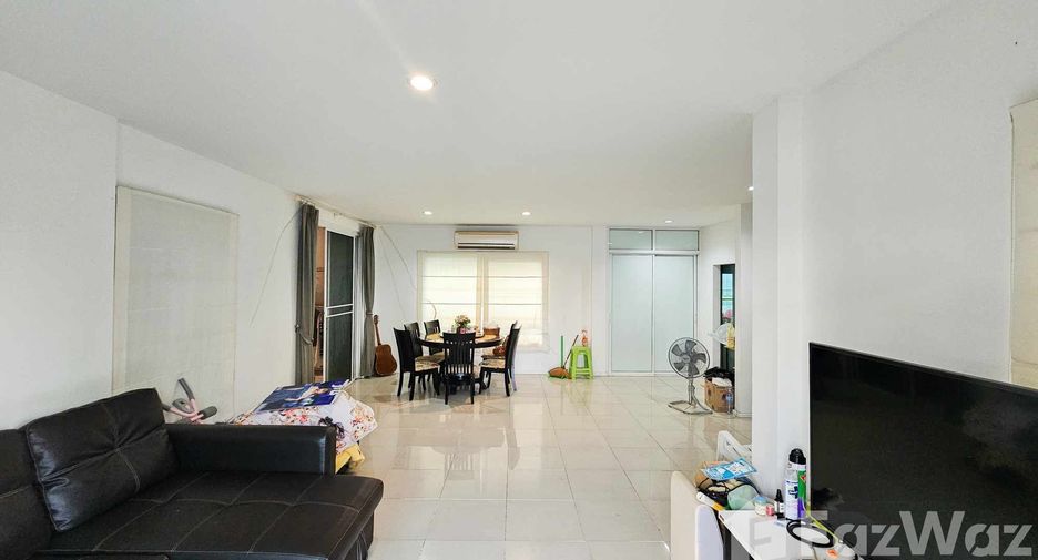 À vendre 4 chambres maison à Bang Bua Thong, Nonthaburi