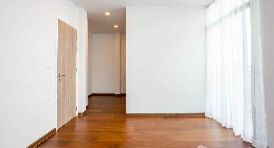 For rent 3 bedrooms house in Mueang Nonthaburi, Nonthaburi