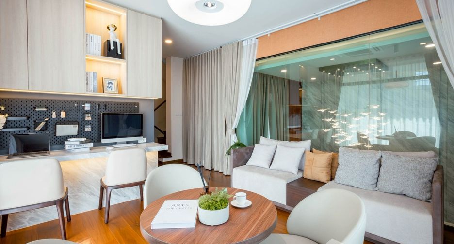 For rent 3 bedrooms house in Mueang Nonthaburi, Nonthaburi