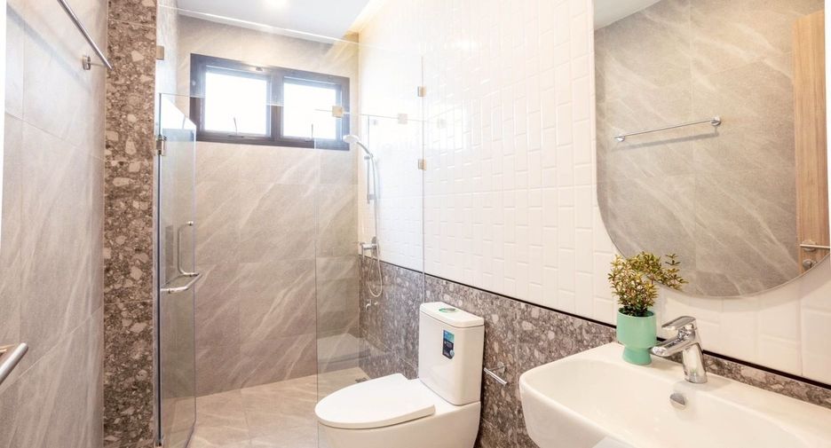 For rent 3 bedrooms house in Mueang Nonthaburi, Nonthaburi