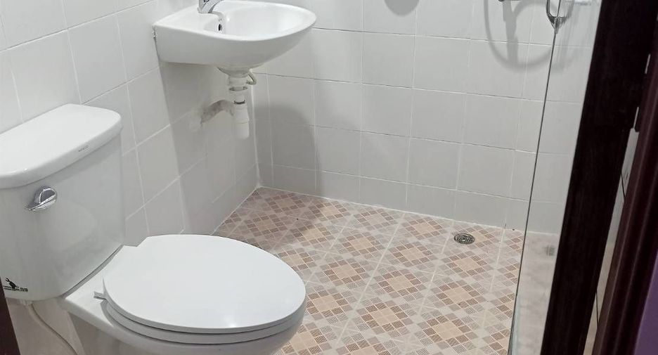 For sale 2 bedrooms townhouse in Thanyaburi, Pathum Thani