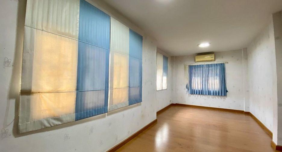 Haus zum Kauf mit 3 Zimmer in Bang Kruai, Nonthaburi