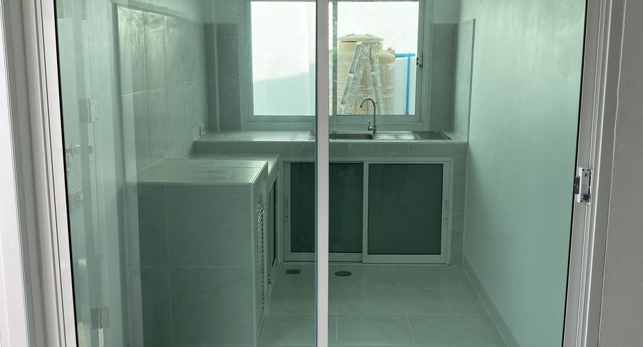 À vendre 5 chambres maison à Bang Bua Thong, Nonthaburi