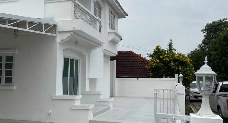 À vendre 5 chambres maison à Bang Bua Thong, Nonthaburi