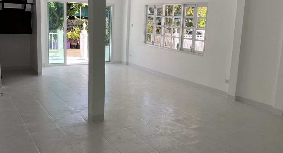 À vendre 5 chambres maison à Bang Bua Thong, Nonthaburi