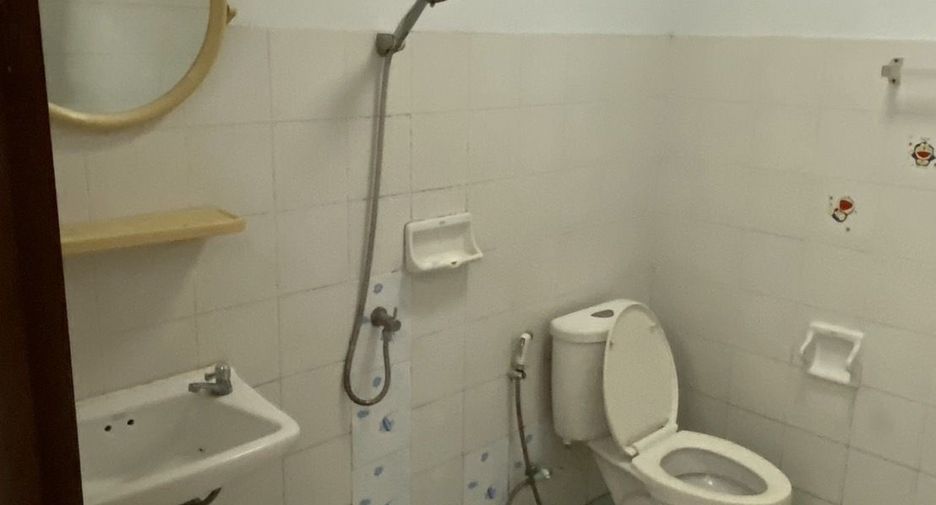 For sale 3 bedrooms townhouse in Mueang Nonthaburi, Nonthaburi