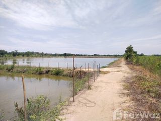 À vendre terrain à Phan Thong, Chonburi