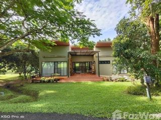 For sale 6 bedrooms house in Mueang Chiang Rai, Chiang Rai