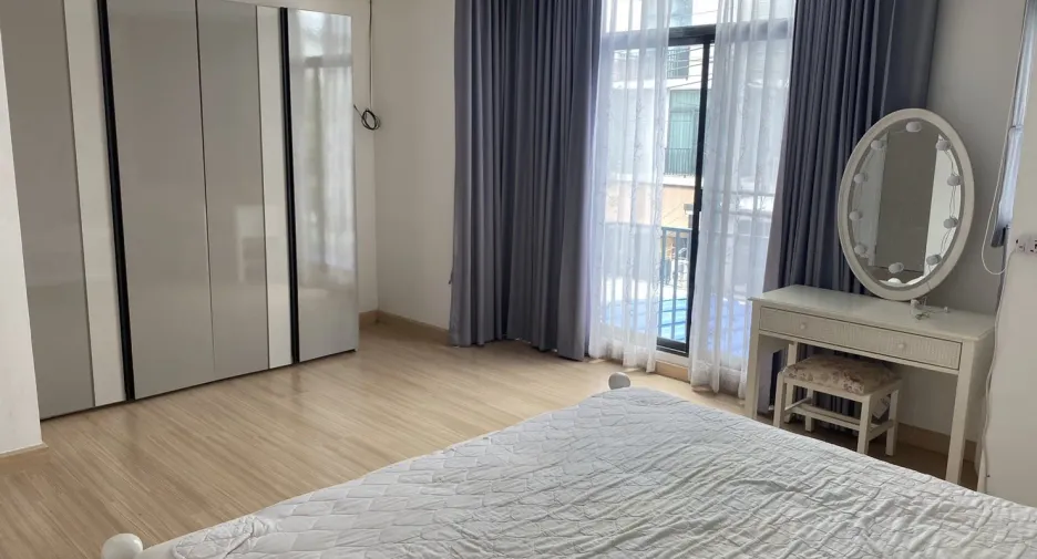 For sale 3 bedrooms townhouse in Mueang Nonthaburi, Nonthaburi