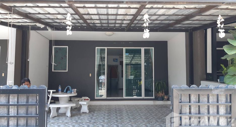 Casa adosada en venta de 4 habitaciones en Bang Yai, Nonthaburi