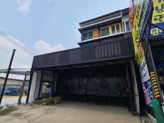 For sale 4 bedrooms retail Space in Lam Luk Ka, Pathum Thani