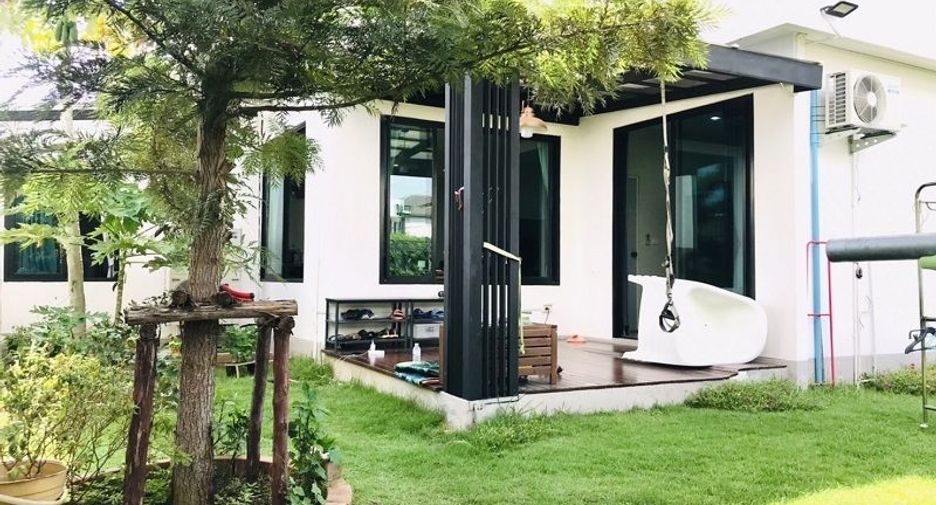 For sale 5 bedrooms house in Mueang Samut Sakhon, Samut Sakhon