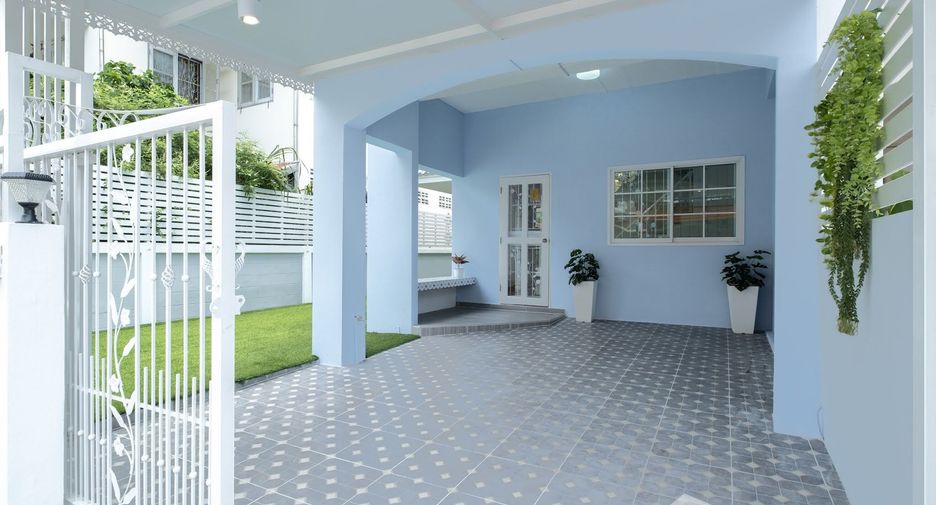 For sale 3 bedrooms townhouse in Bang Yai, Nonthaburi