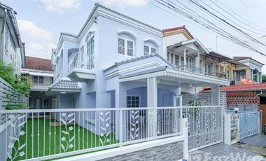 出售 3 卧室 联排别墅 在 Bang Yai, Nonthaburi
