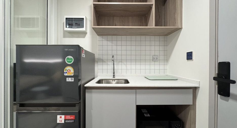 For sale 1 bed condo in Khlong Luang, Pathum Thani