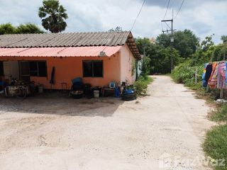 Terreno en venta en Phanat Nikhom, Chonburi