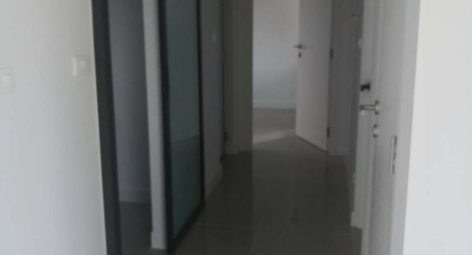 For sale 4 bedrooms house in Mueang Pathum Thani, Pathum Thani