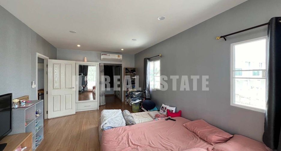 Haus zum Kauf mit 4 Zimmer in Mueang Pathum Thani, Pathum Thani