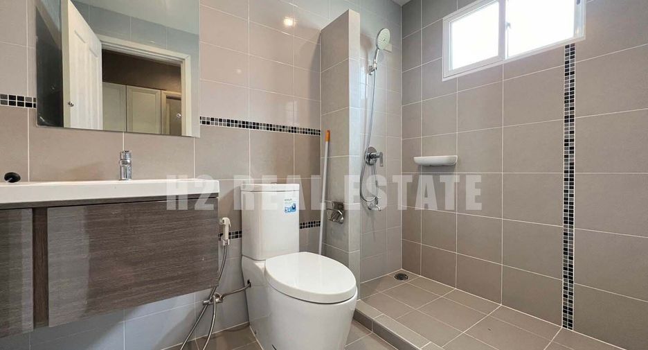 Haus zum Kauf mit 4 Zimmer in Mueang Pathum Thani, Pathum Thani