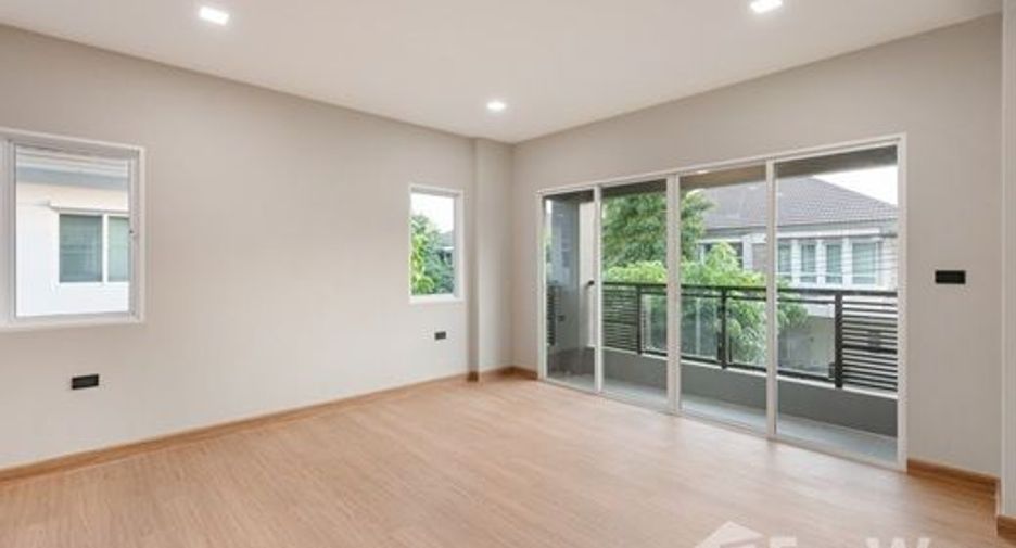 For sale 4 bedrooms house in Bang Kruai, Nonthaburi