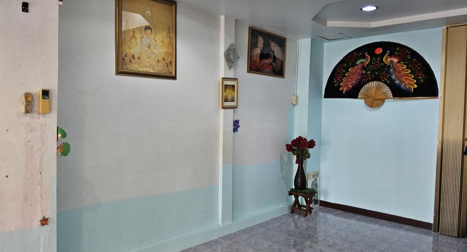 For sale 2 bedrooms townhouse in Bang Bua Thong, Nonthaburi