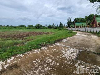 For sale land in Ban Lat, Phetchaburi