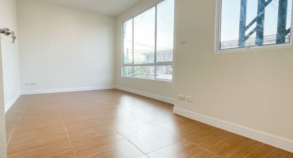 À vendre 3 chambres maison de ville à Bang Yai, Nonthaburi