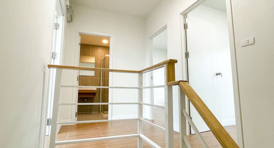 À vendre 3 chambres maison de ville à Bang Yai, Nonthaburi