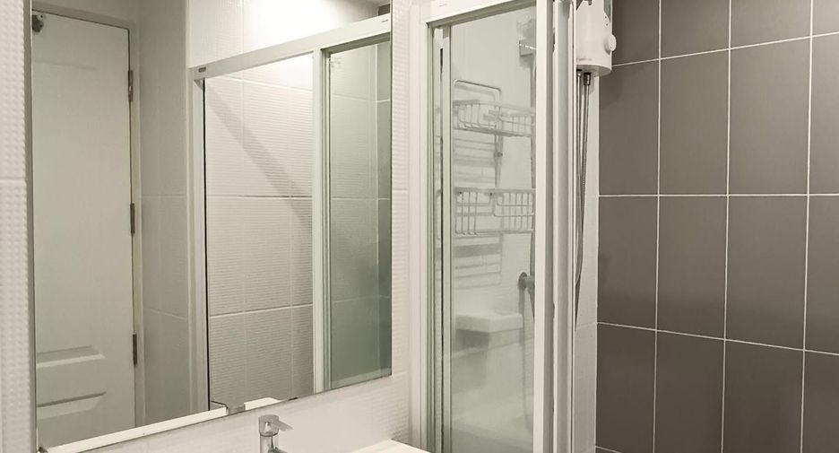 For rent 2 bedrooms condo in Mueang Nonthaburi, Nonthaburi