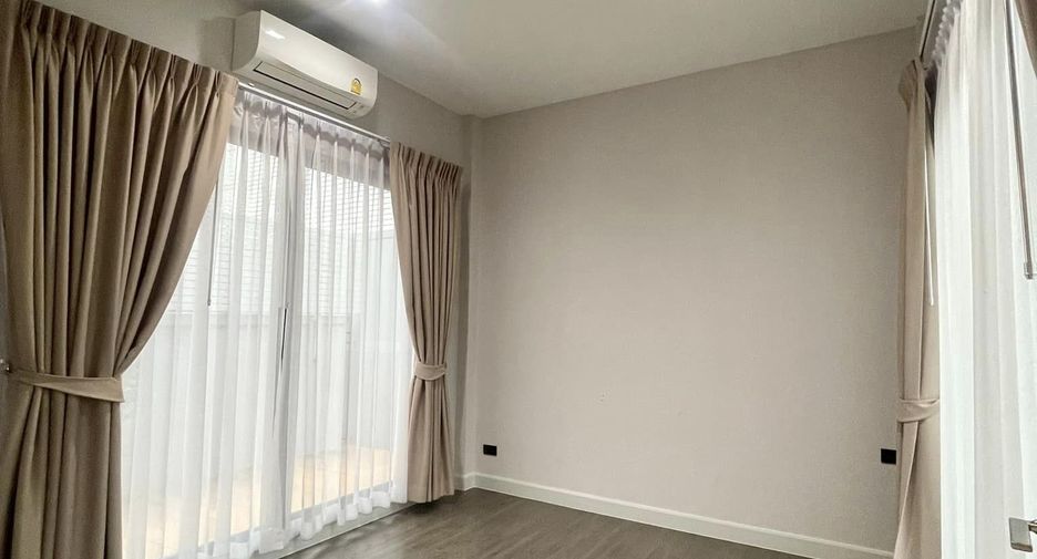 For sale 4 bedrooms house in Bang Kruai, Nonthaburi