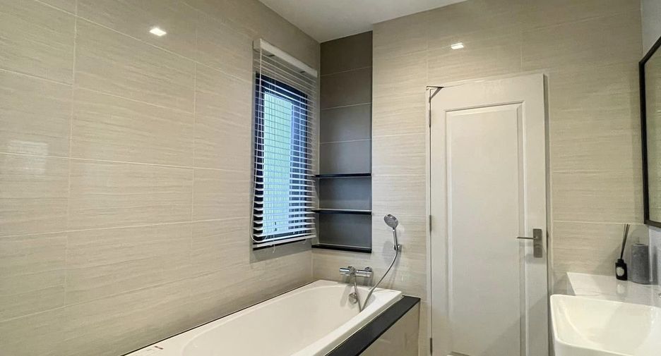 For sale 4 bedrooms house in Bang Kruai, Nonthaburi