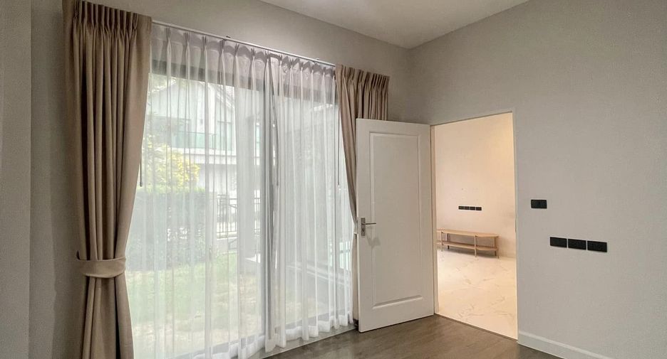 For sale 4 bedrooms house in Bang Kruai, Nonthaburi