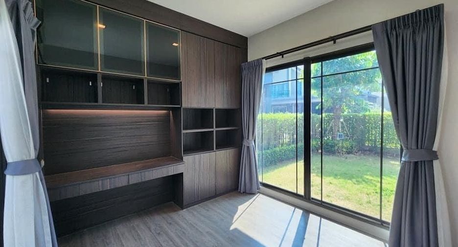 ขาย 5 ห้องนอน บ้านเดี่ยว ใน ปากเกร็ด, นนทบุรี