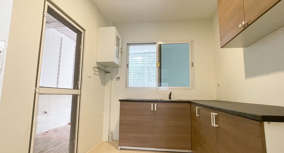 For sale 3 bedrooms house in Pak Kret, Nonthaburi