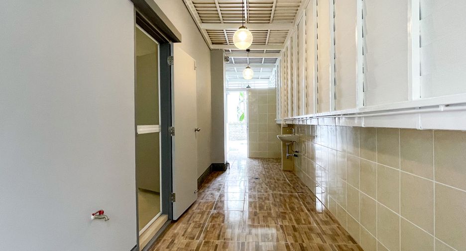 For sale 3 bedrooms house in Pak Kret, Nonthaburi
